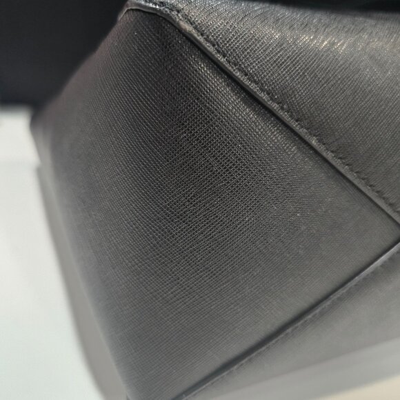 Tory Burch Large Black Leather Emerson Tote w/Gold Tone Hardware & Logo - EUC - Picture 10 of 11